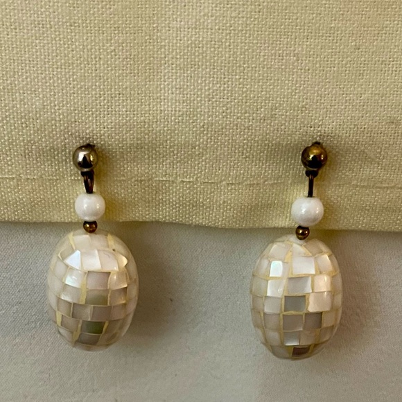 Vintage Mother of Pearl Bauble Dangle Earrings